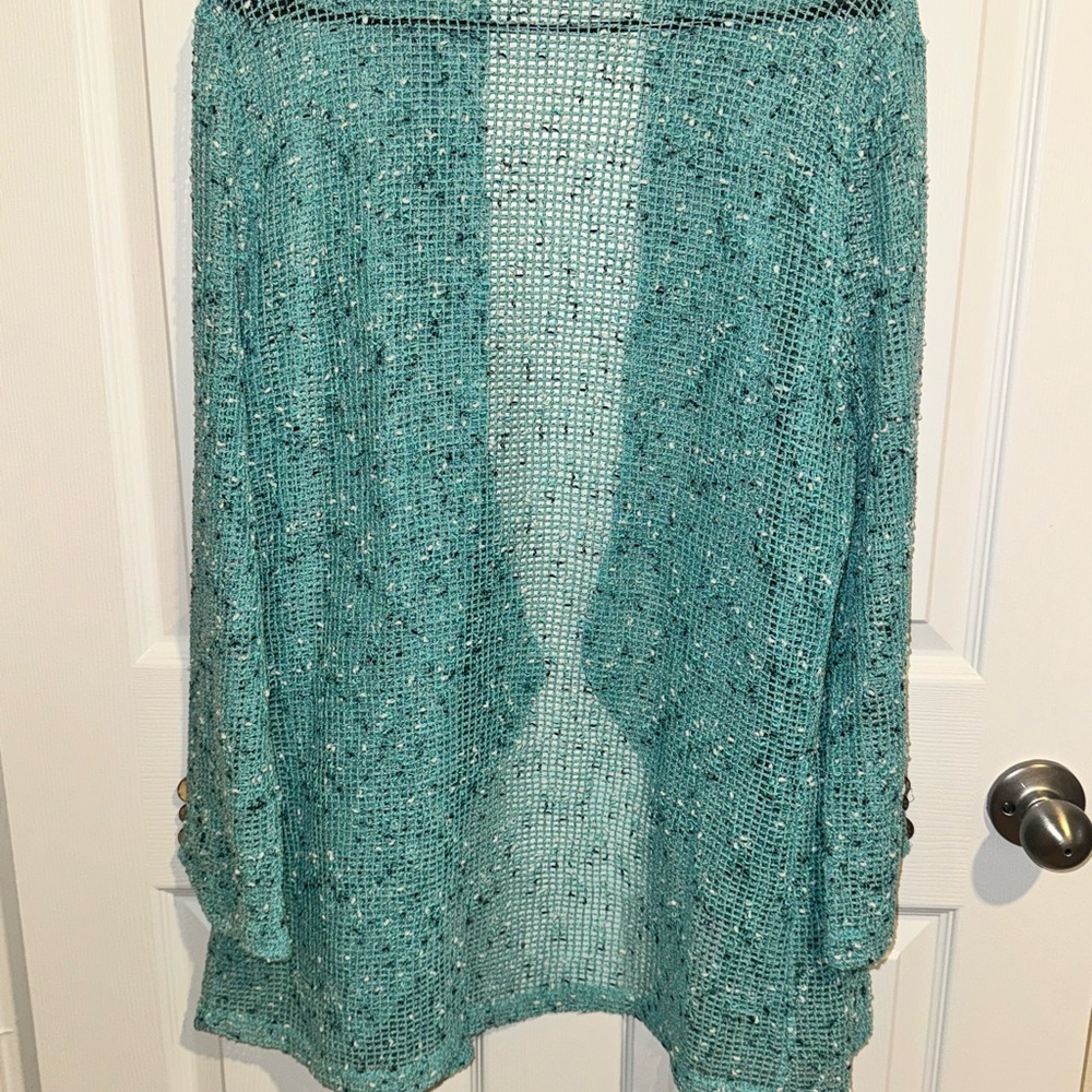 XL Katie Todd Crochet Top Cover Up Blue With Wooden Buttons! - Picture 6 of 9